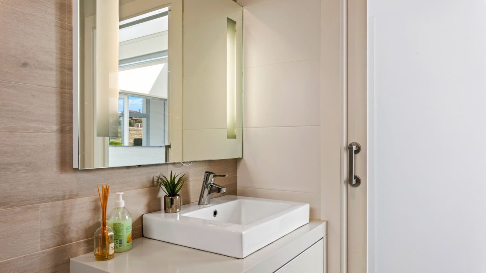 3 bedroom Villa for sale in Benijofar with pool - € 519,000 (Ref: 8886979)