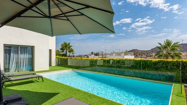 3 bedroom Villa for sale in Benijófar with pool - € 519,000 (Ref: 8886979)