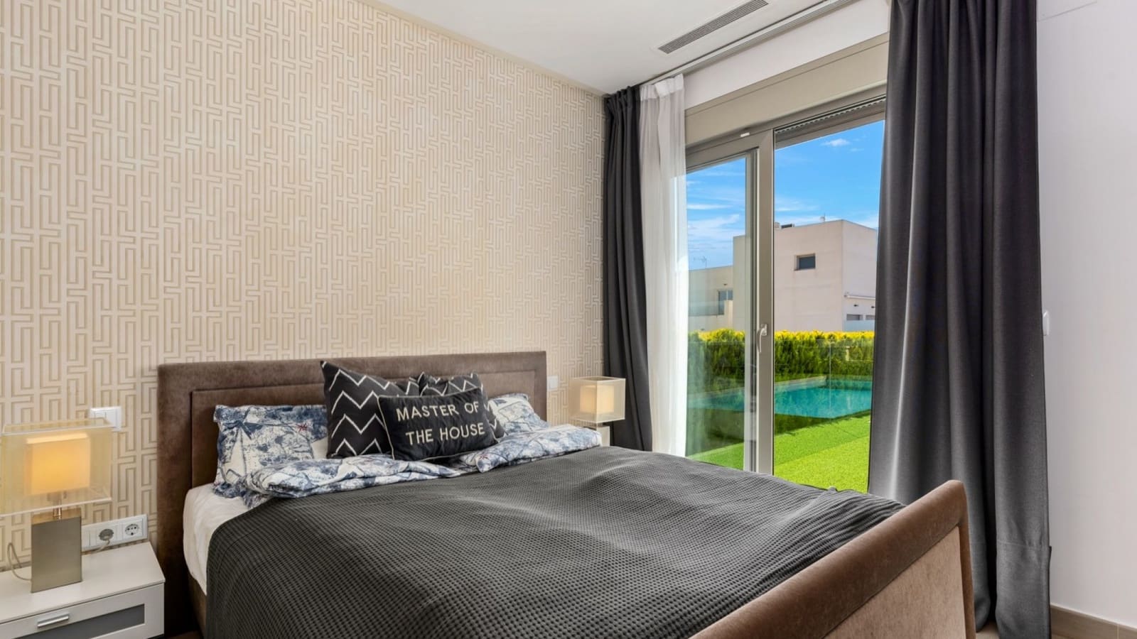 3 bedroom Villa for sale in Benijofar with pool - € 519,000 (Ref: 8886979)