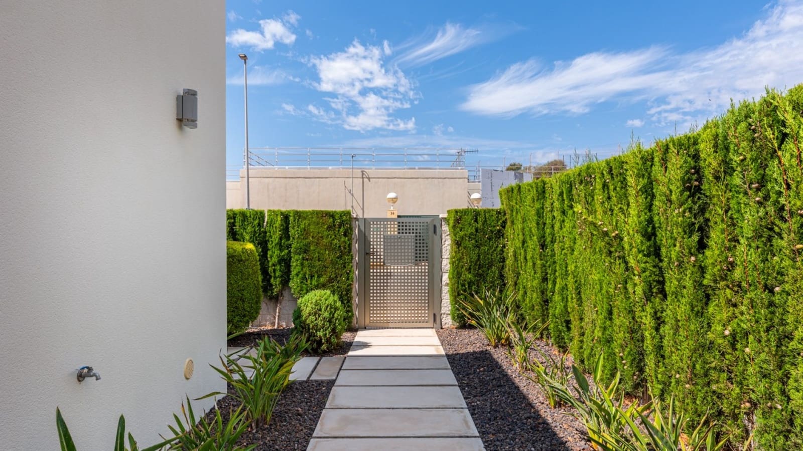 3 bedroom Villa for sale in Benijofar with pool - € 519,000 (Ref: 8886979)