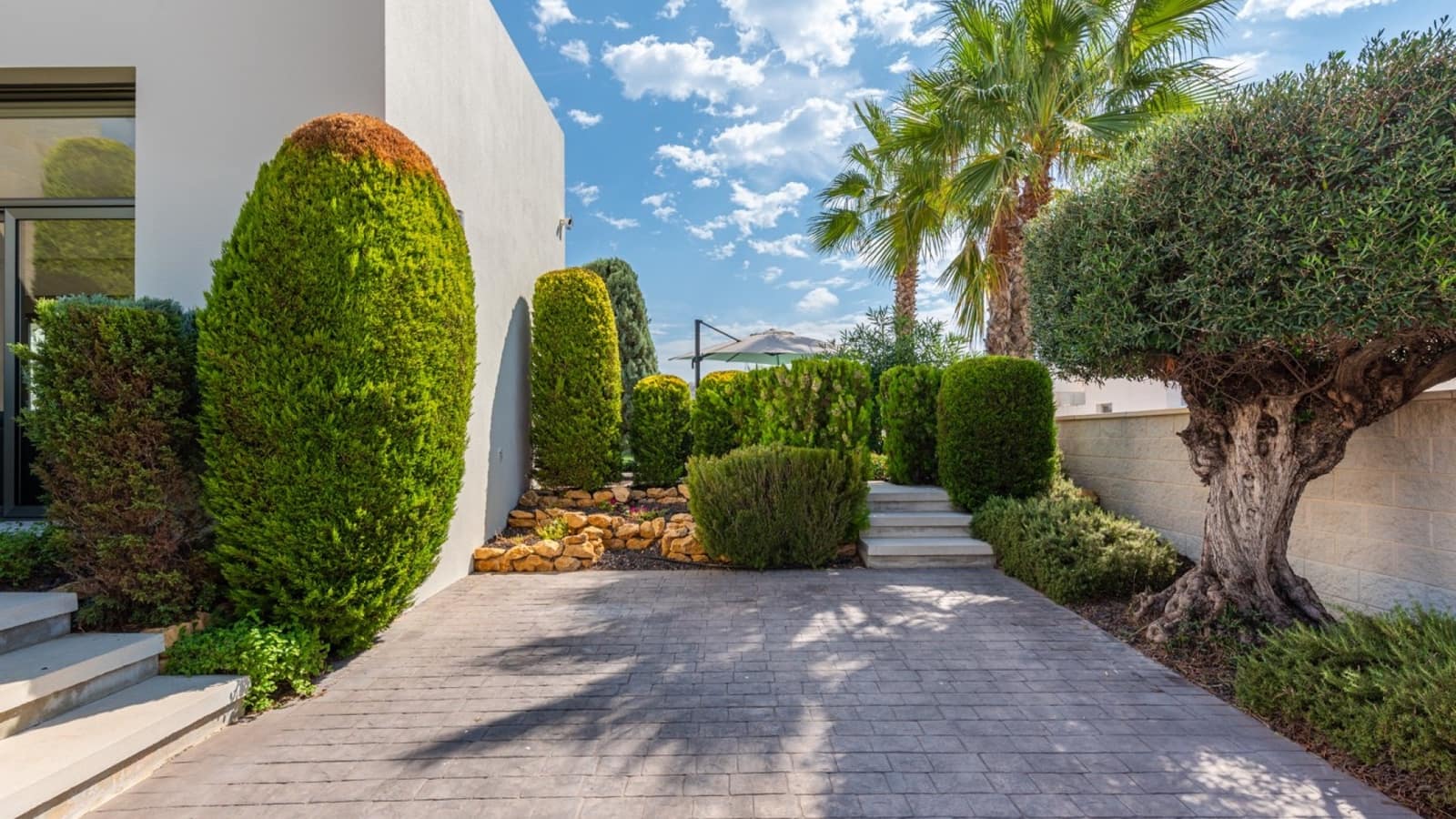 3 bedroom Villa for sale in Benijofar with pool - € 519,000 (Ref: 8886979)