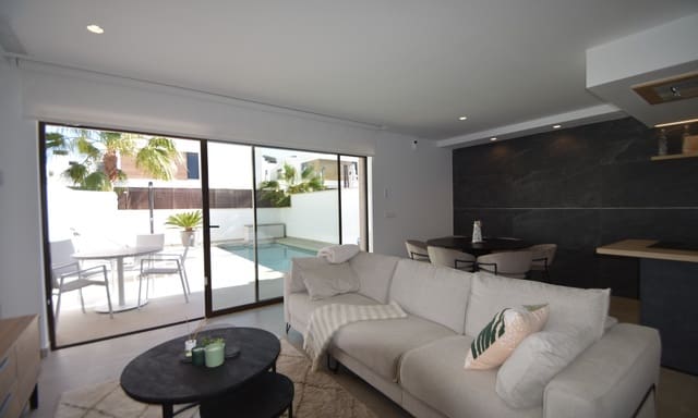 4 quarto Moradia para venda em Algorfa com piscina - 415 000 € (Ref: 8945082)