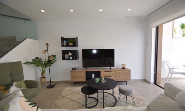 4 quarto Moradia para venda em Algorfa com piscina - 415 000 € (Ref: 8945082)