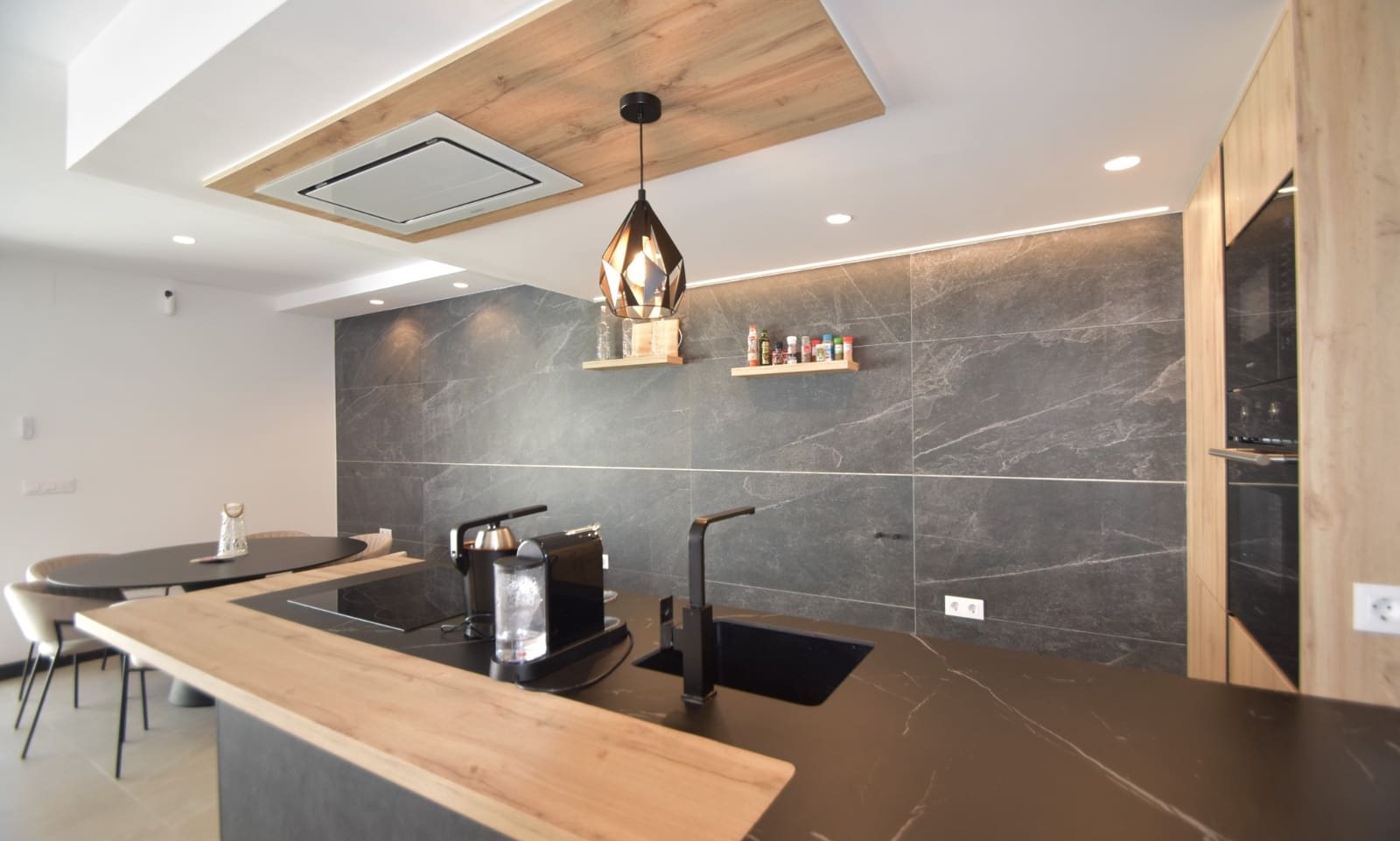 4 quarto Moradia para venda em Algorfa com piscina - 415 000 € (Ref: 8945082)