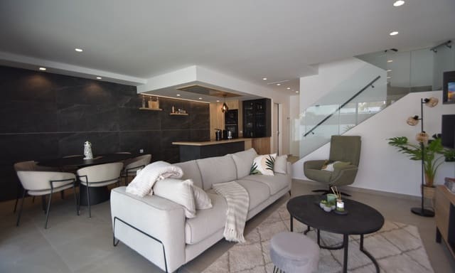 4 quarto Moradia para venda em Algorfa com piscina - 415 000 € (Ref: 8945082)