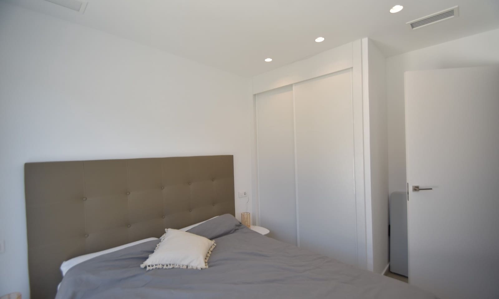 4 quarto Moradia para venda em Algorfa com piscina - 415 000 € (Ref: 8945082)