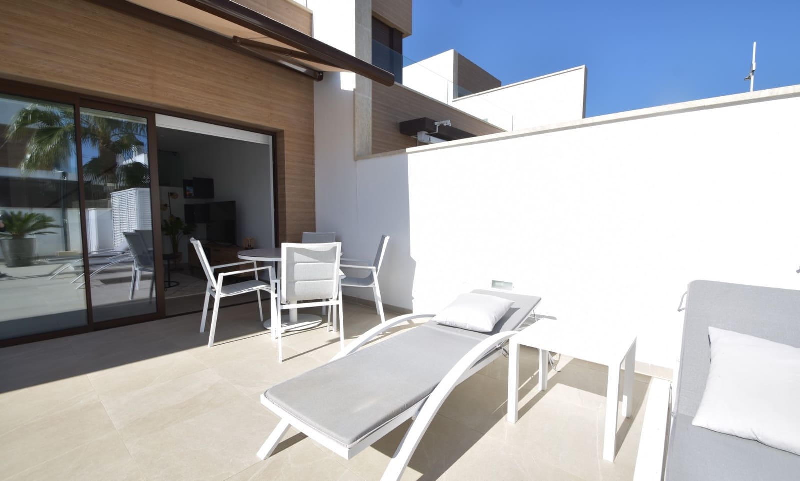 4 quarto Moradia para venda em Algorfa com piscina - 415 000 € (Ref: 8945082)