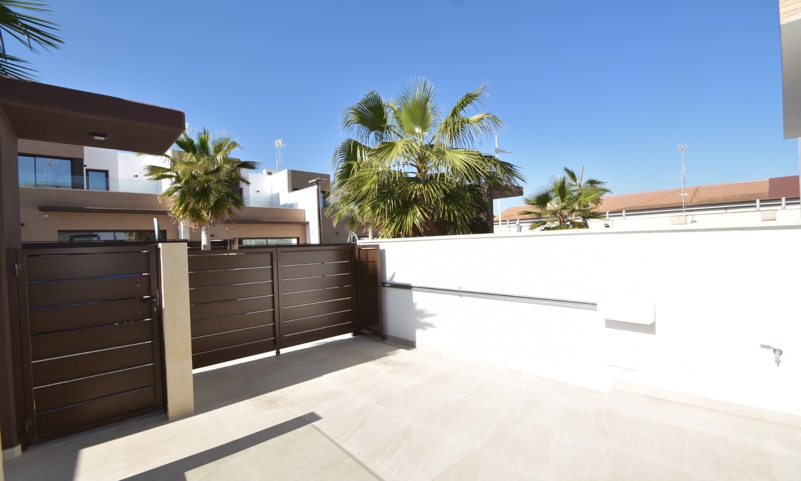 4 quarto Moradia para venda em Algorfa com piscina - 415 000 € (Ref: 8945082)