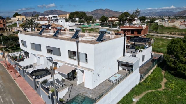 3 camera da letto Villetta Bifamiliare in vendita in Bigastro con piscina garage - 329.900 € (Rif: 8956131)