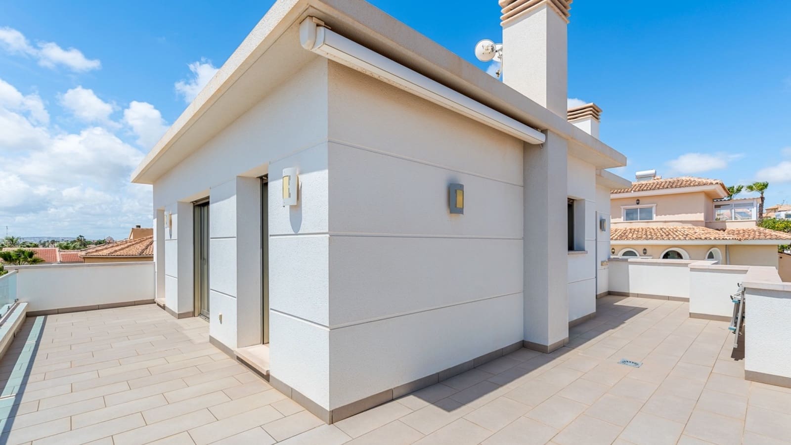 4 bedroom Villa for sale in Ciudad Quesada with pool - € 750,000 (Ref: 8967109)