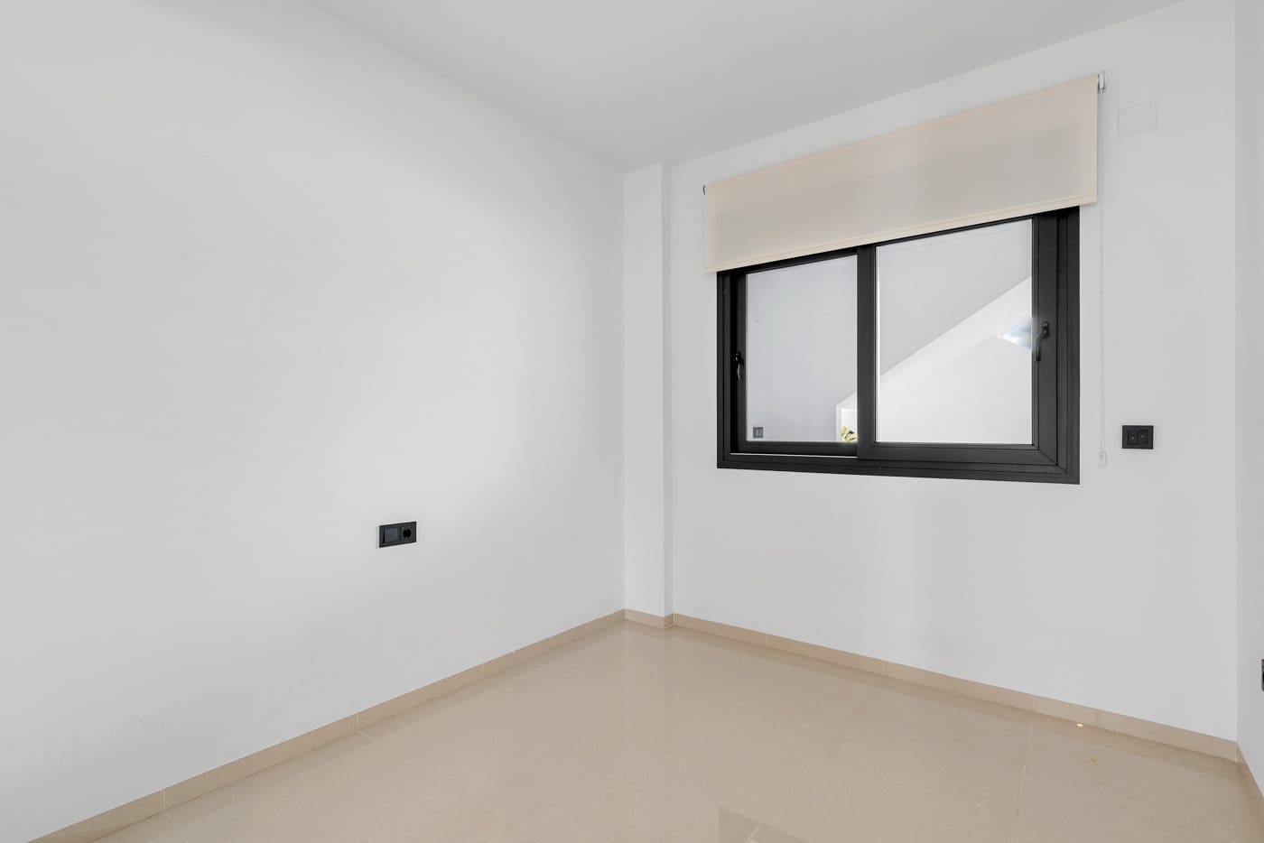 2 quarto Apartamento para venda em Guardamar del Segura com piscina - 460 000 € (Ref: 8981058)