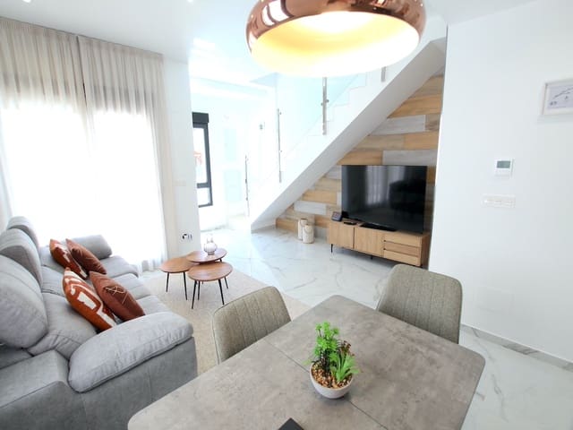 3 soveværelse Villa til salg i El Chaparral - La Siesta - La Torreta, Torrevieja med swimmingpool - € 375.000 (Ref: 8989923)