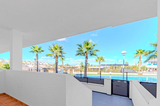 3 soveværelse Byhus til salg i Los Balcones - Los Altos, Torrevieja med swimmingpool - € 315.000 (Ref: 9028436)