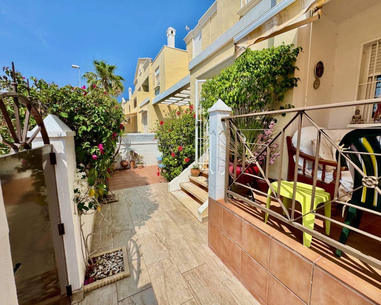 3 quarto Casa em Banda para venda em Ciudad Quesada com piscina - 195 000 € (Ref: 9035333)