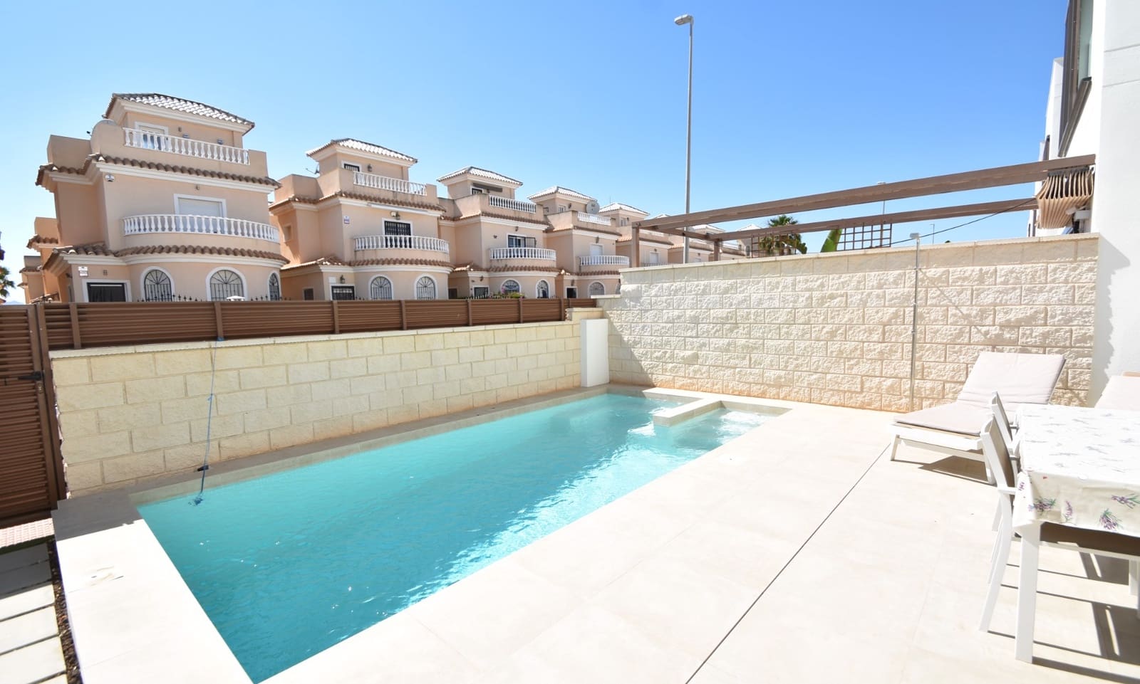 3 soverom Villa til salgs i La Marina med svømmebasseng - € 350 000 (Ref: 9035334)