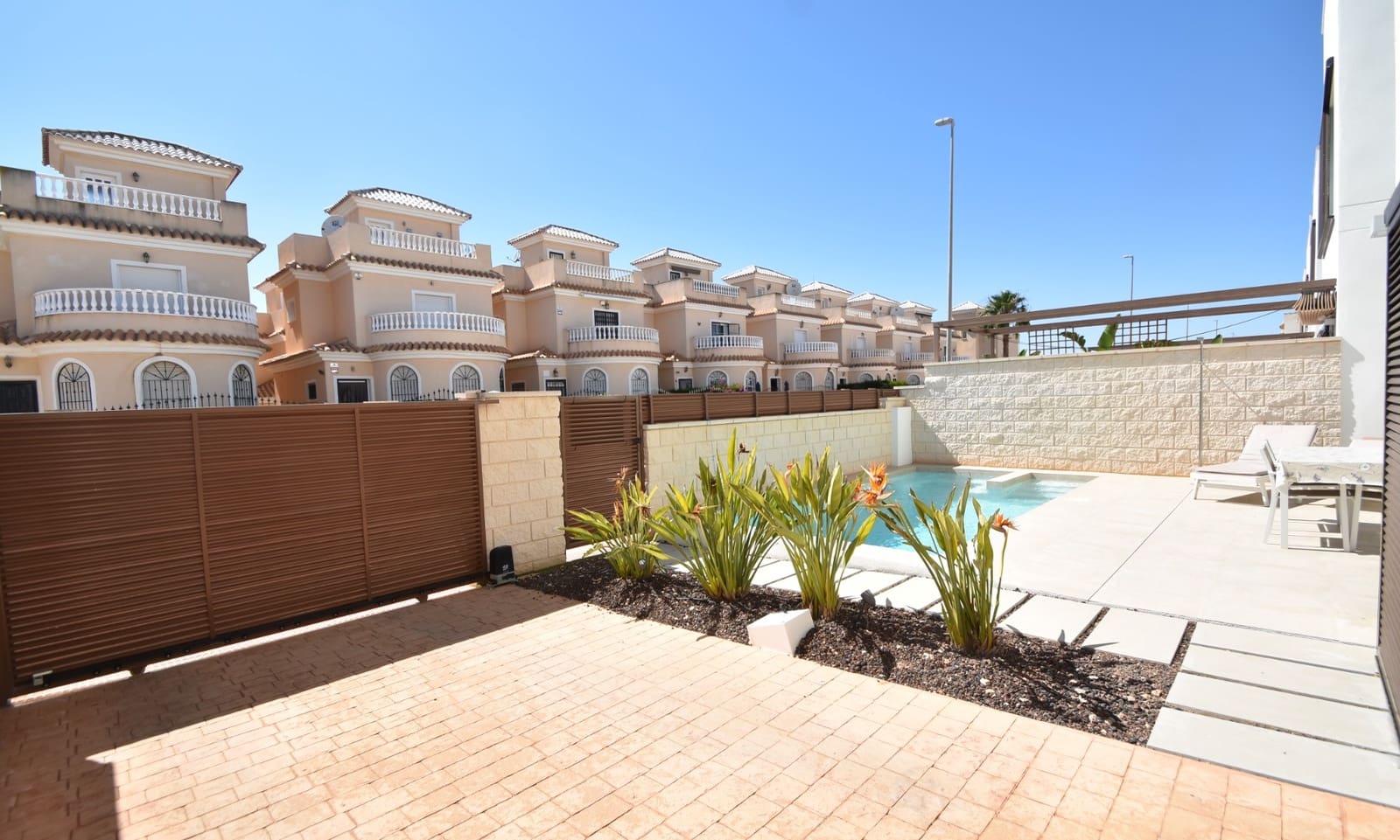 3 soverom Villa til salgs i La Marina med svømmebasseng - € 350 000 (Ref: 9035334)