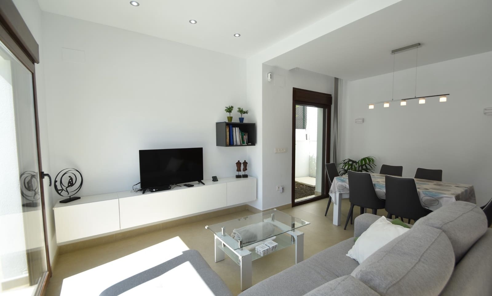 3 soverom Villa til salgs i La Marina med svømmebasseng - € 350 000 (Ref: 9035334)