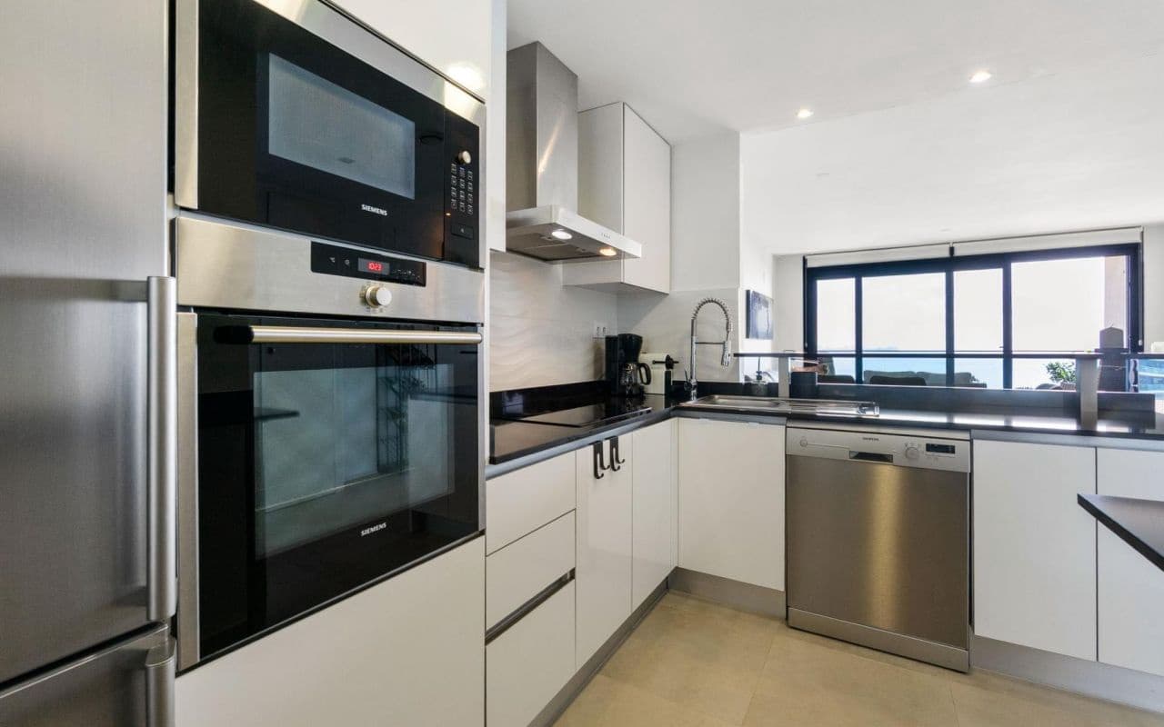 3 bedroom Apartment for sale in Punta Prima with pool - € 590,000 (Ref: 9058241)