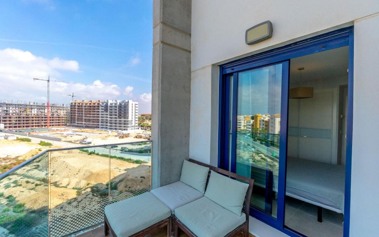 3 bedroom Apartment for sale in Punta Prima with pool - € 590,000 (Ref: 9058241)