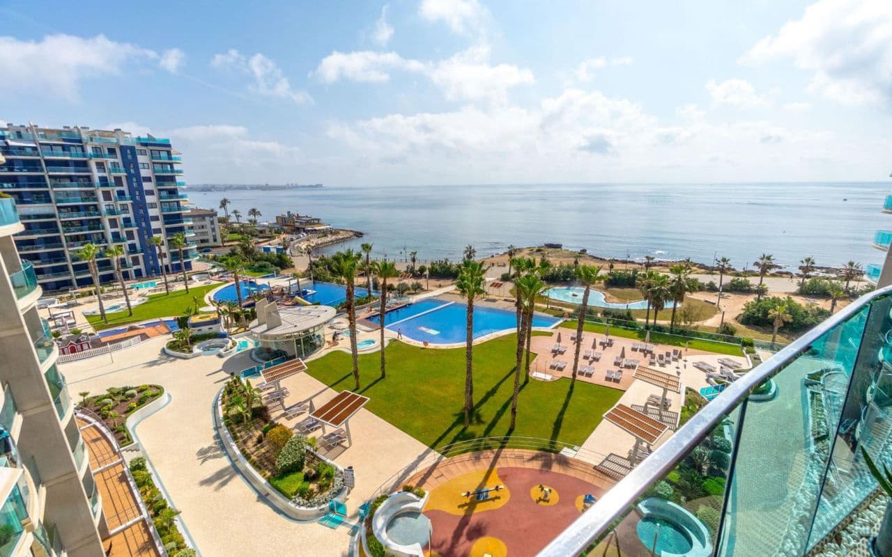 3 bedroom Apartment for sale in Punta Prima with pool - € 590,000 (Ref: 9058241)