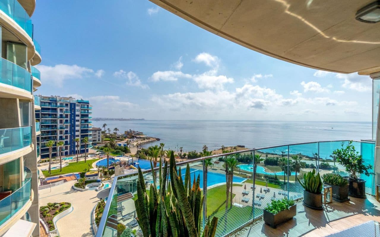 3 bedroom Apartment for sale in Punta Prima with pool - € 590,000 (Ref: 9058241)