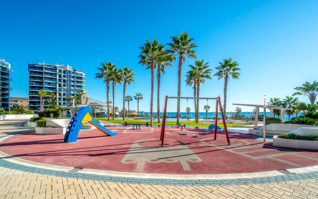 3 bedroom Apartment for sale in Punta Prima with pool - € 590,000 (Ref: 9058241)