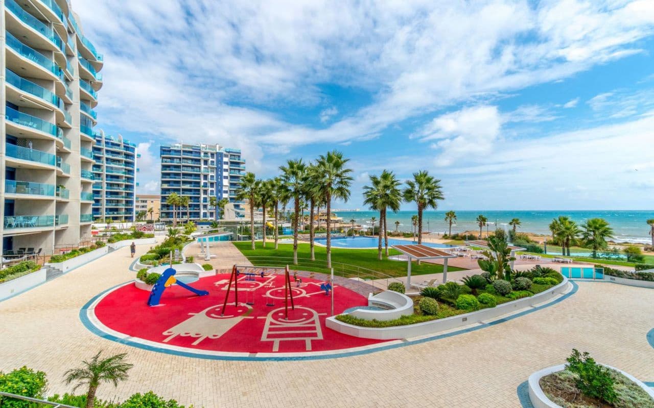 3 bedroom Apartment for sale in Punta Prima with pool - € 590,000 (Ref: 9058241)