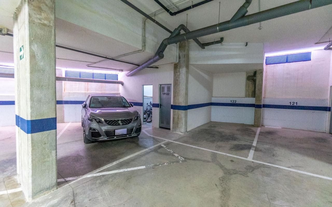 3 bedroom Apartment for sale in Punta Prima with pool - € 590,000 (Ref: 9058241)