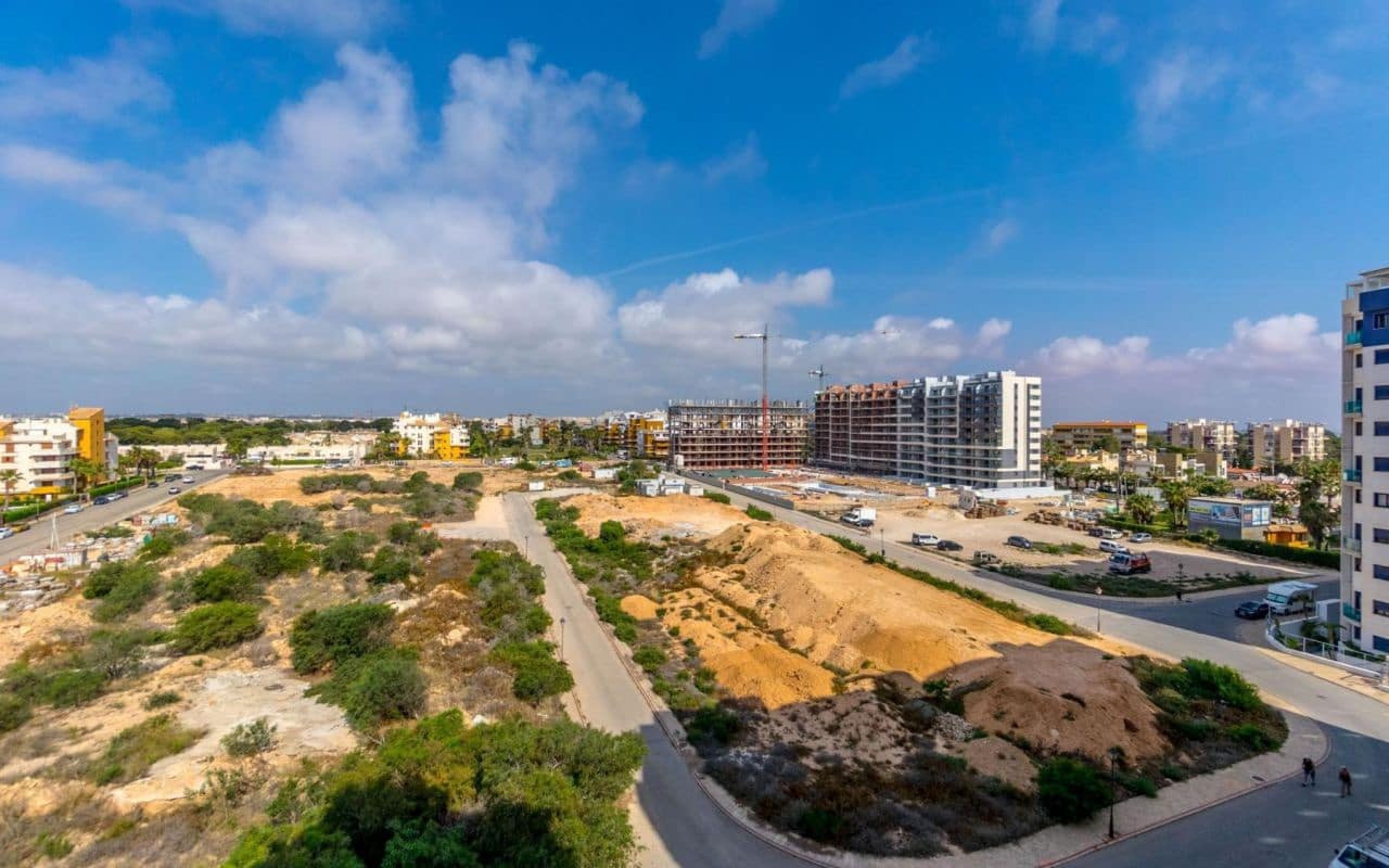 3 bedroom Apartment for sale in Punta Prima with pool - € 590,000 (Ref: 9058241)