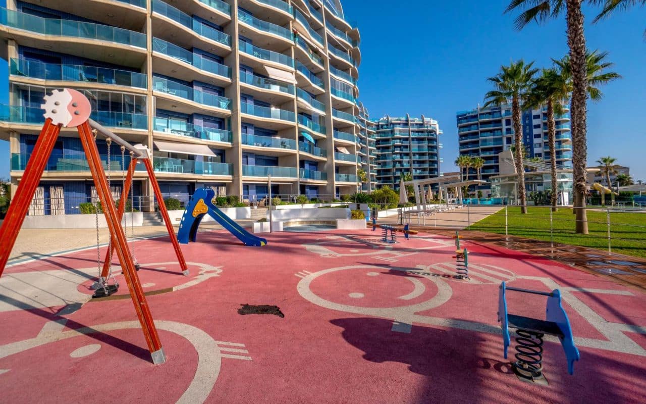 3 bedroom Apartment for sale in Punta Prima with pool - € 590,000 (Ref: 9058241)