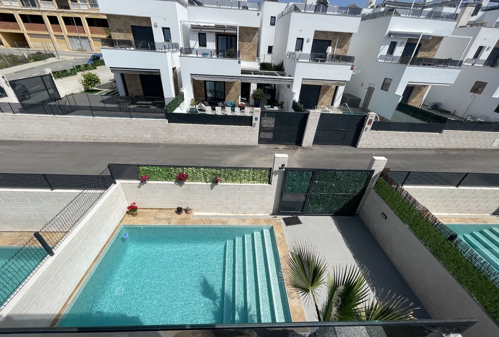 3 bedroom Villa for sale in Benijofar with pool - € 379,990 (Ref: 9126009)