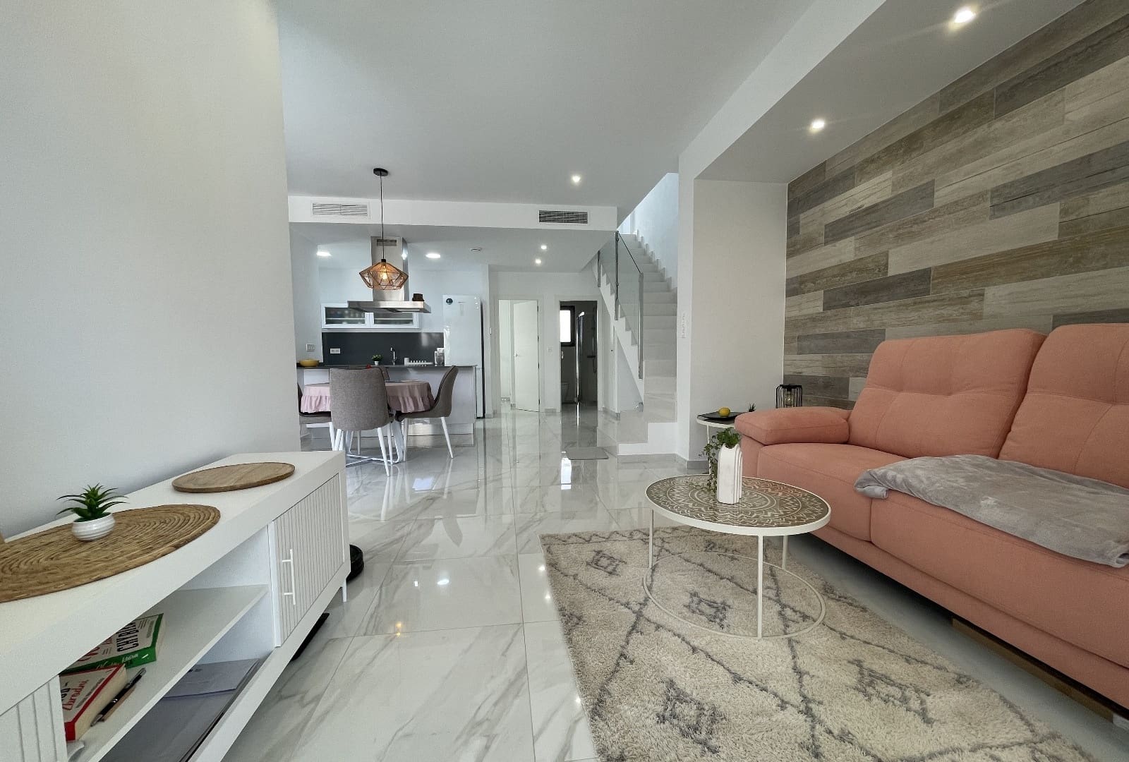 3 bedroom Villa for sale in Benijofar with pool - € 379,990 (Ref: 9126009)