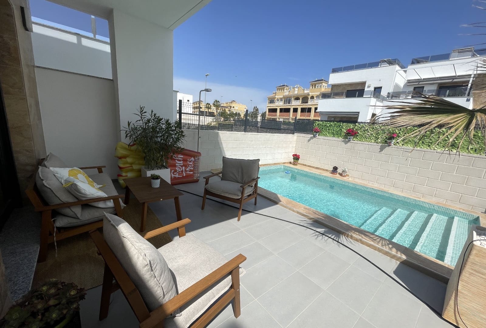 3 bedroom Villa for sale in Benijofar with pool - € 379,990 (Ref: 9126009)