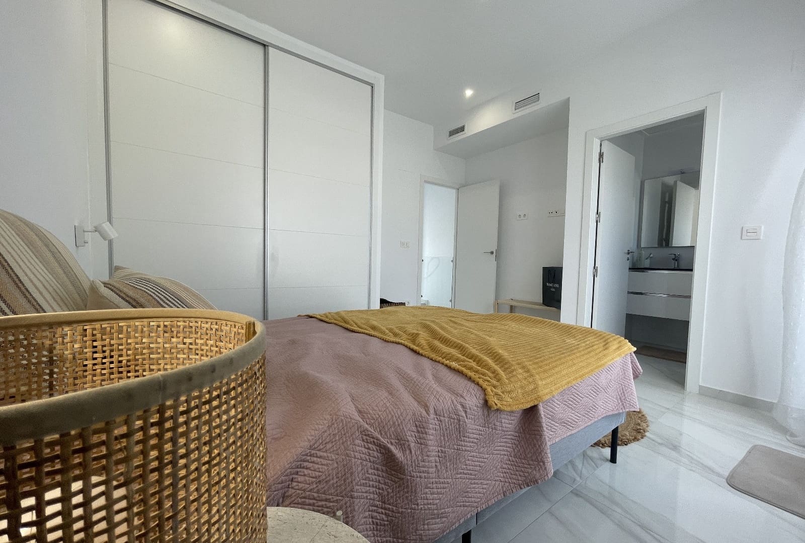 3 bedroom Villa for sale in Benijofar with pool - € 379,990 (Ref: 9126009)