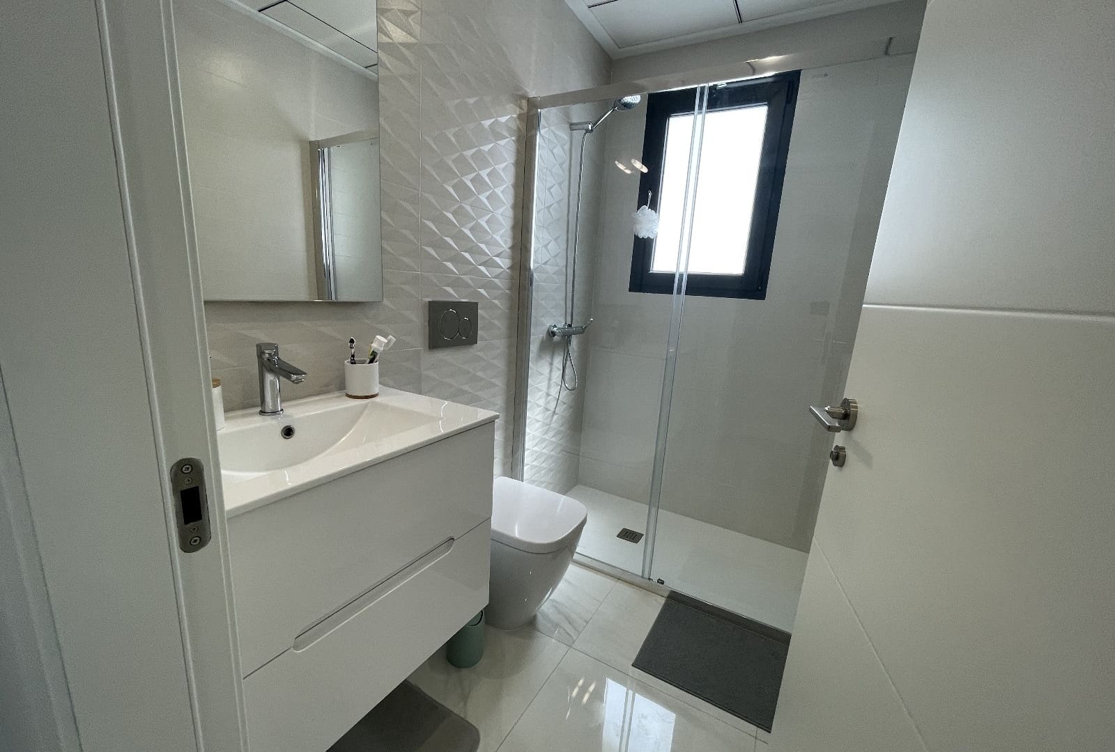 3 bedroom Villa for sale in Benijofar with pool - € 379,990 (Ref: 9126009)