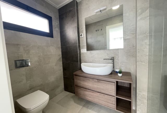 3 quarto Moradia para venda em Benijófar com piscina - 394 000 € (Ref: 9126010)