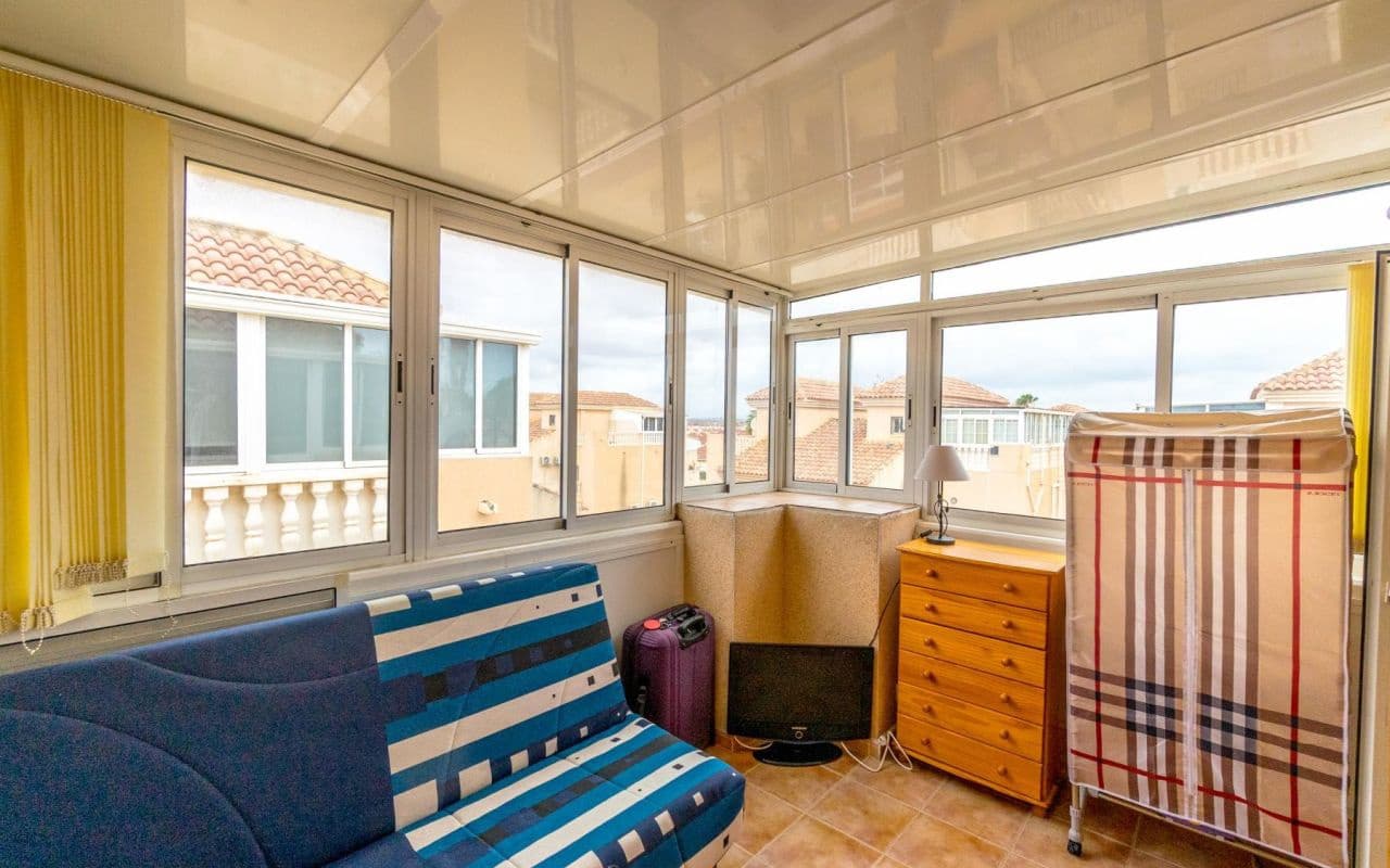 3 soverom Rekkehus til salgs i Torrevieja med svømmebasseng - € 165 000 (Ref: 9129271)