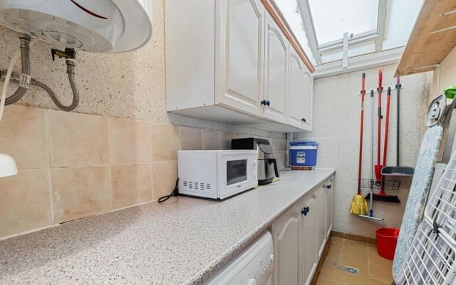 3 bedroom Terraced Villa for sale in Torrevieja with pool - € 165,000 (Ref: 9129271)