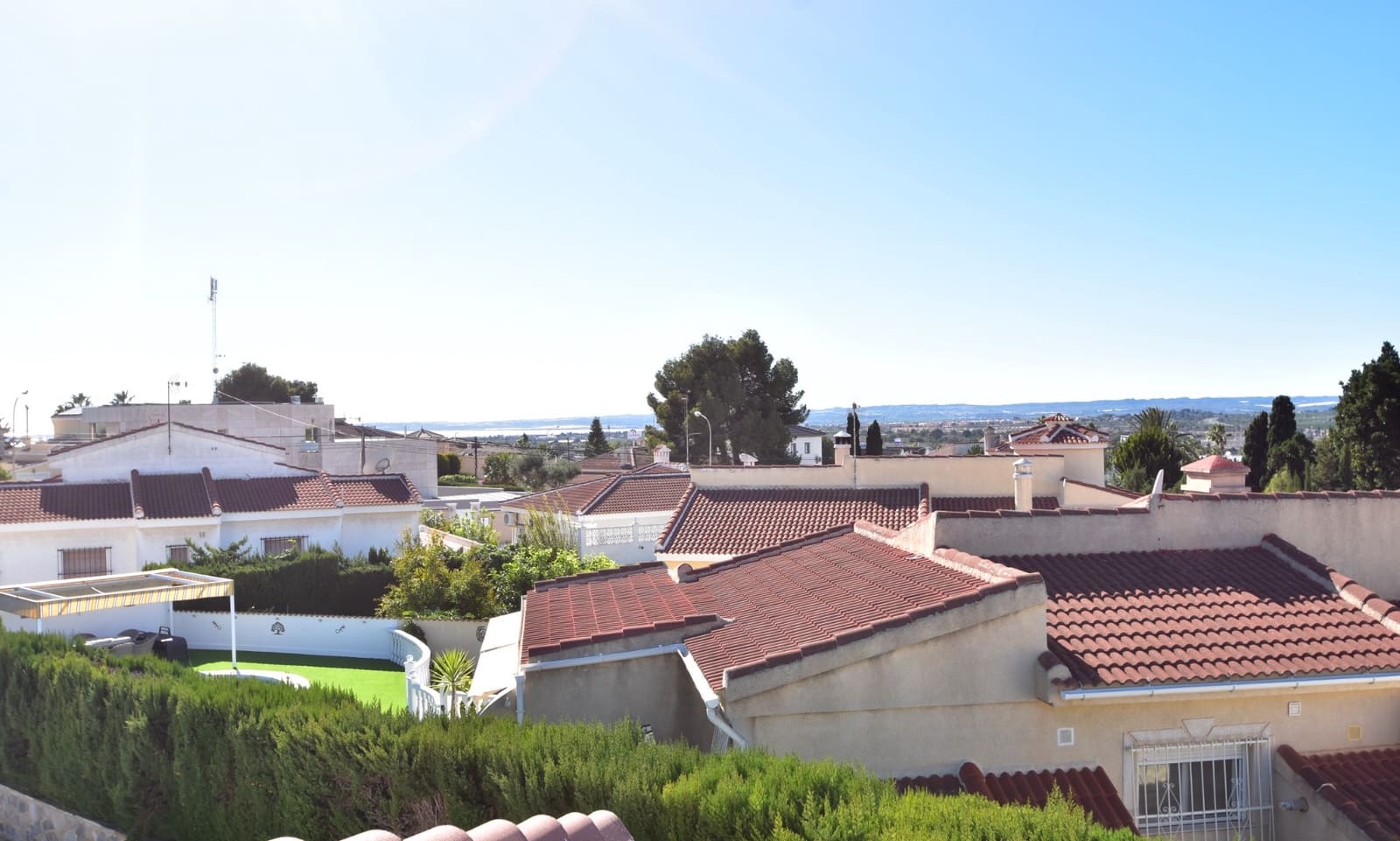 4 bedroom Villa for sale in Ciudad Quesada with pool garage - € 549,000 (Ref: 9131429)