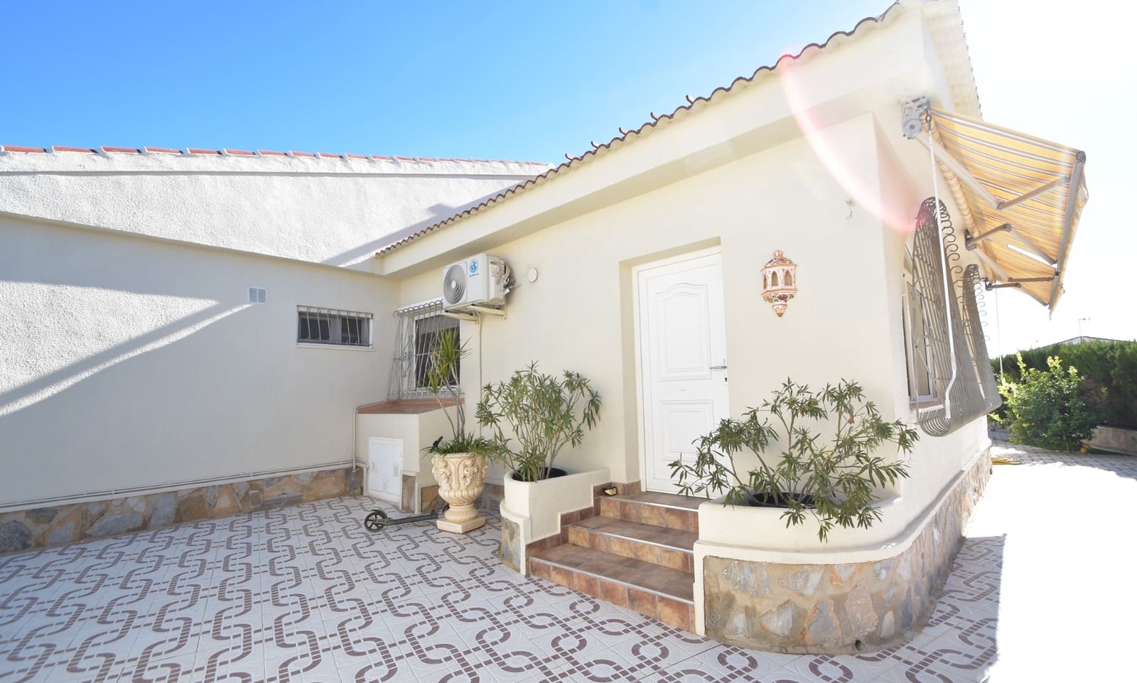 4 bedroom Villa for sale in Ciudad Quesada with pool garage - € 549,000 (Ref: 9131429)