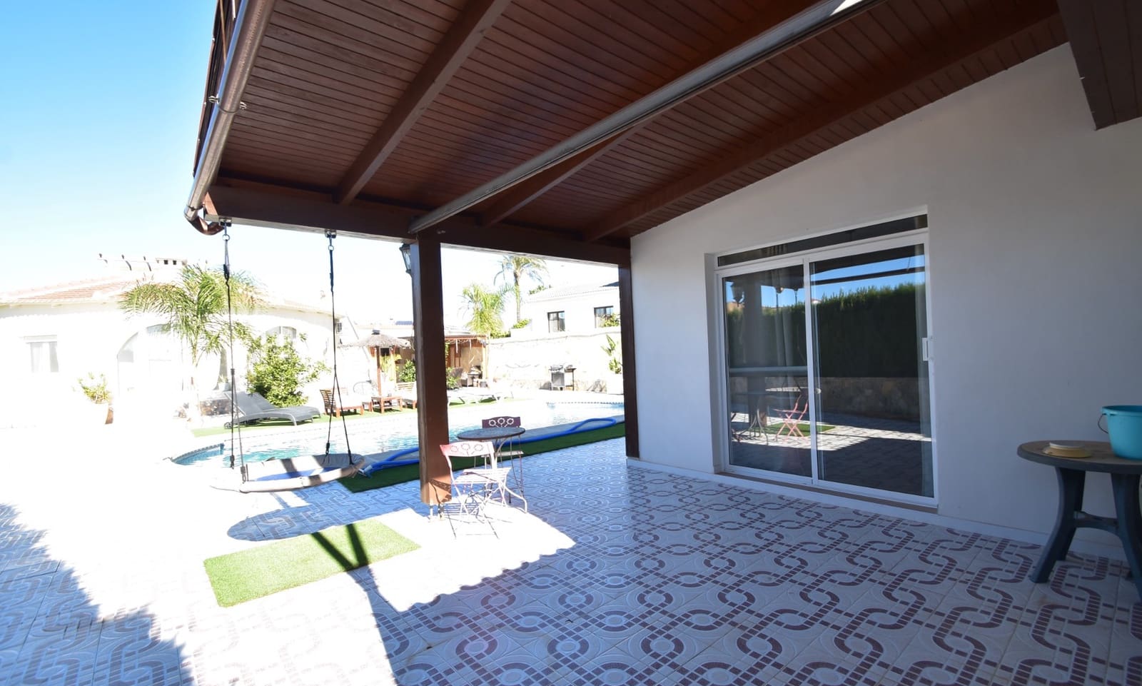 4 bedroom Villa for sale in Ciudad Quesada with pool garage - € 549,000 (Ref: 9131429)