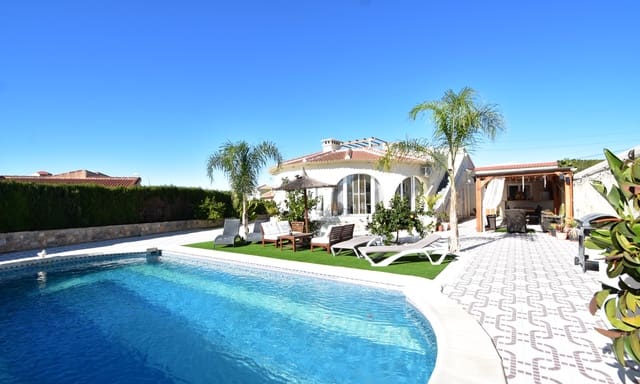 4 makuuhuone Huvila myytävänä paikassa Ciudad Quesada, Rojales mukana uima-altaan 
autotalli - 549 000 € (Ref: 9131429)