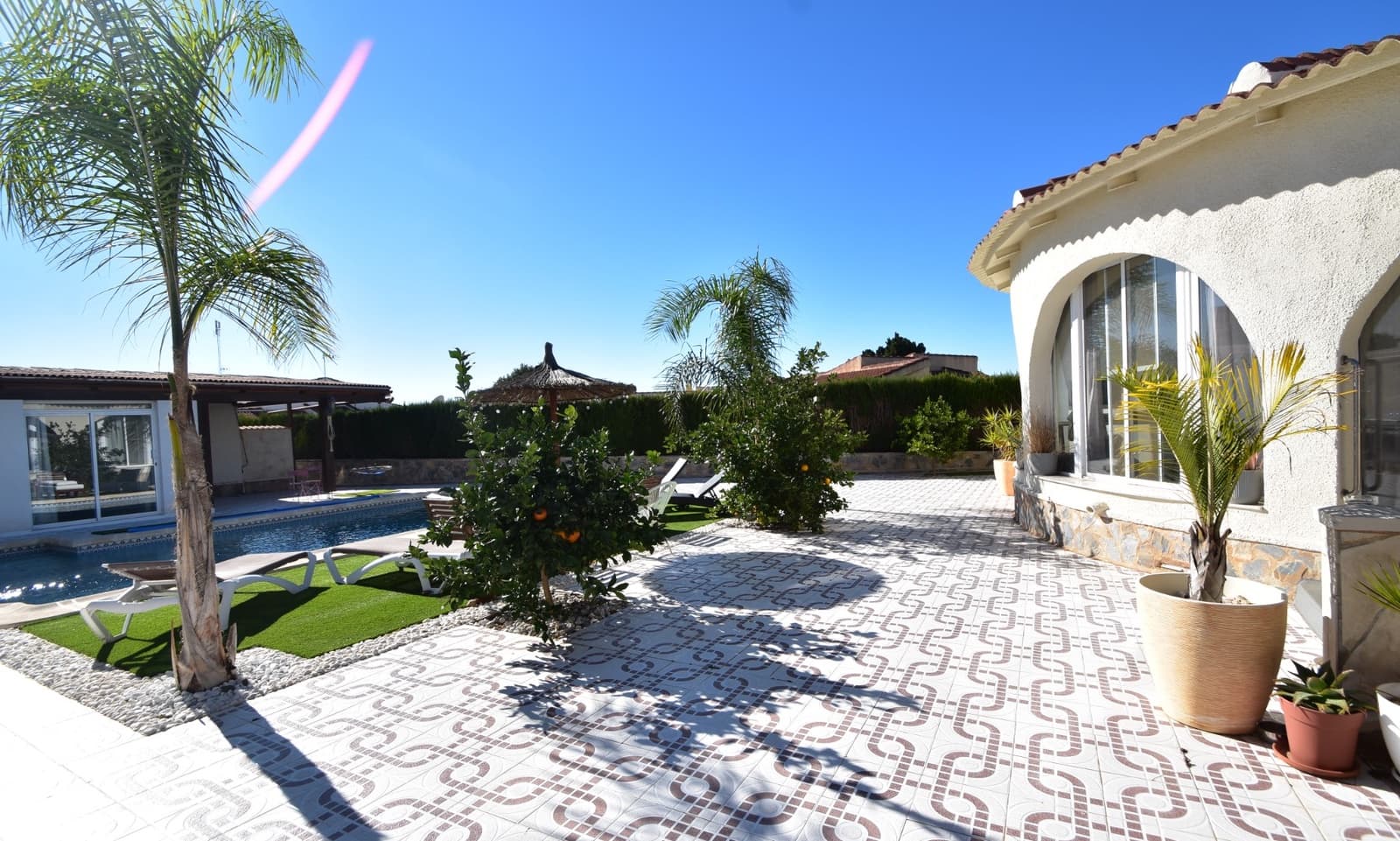 4 bedroom Villa for sale in Ciudad Quesada with pool garage - € 549,000 (Ref: 9131429)