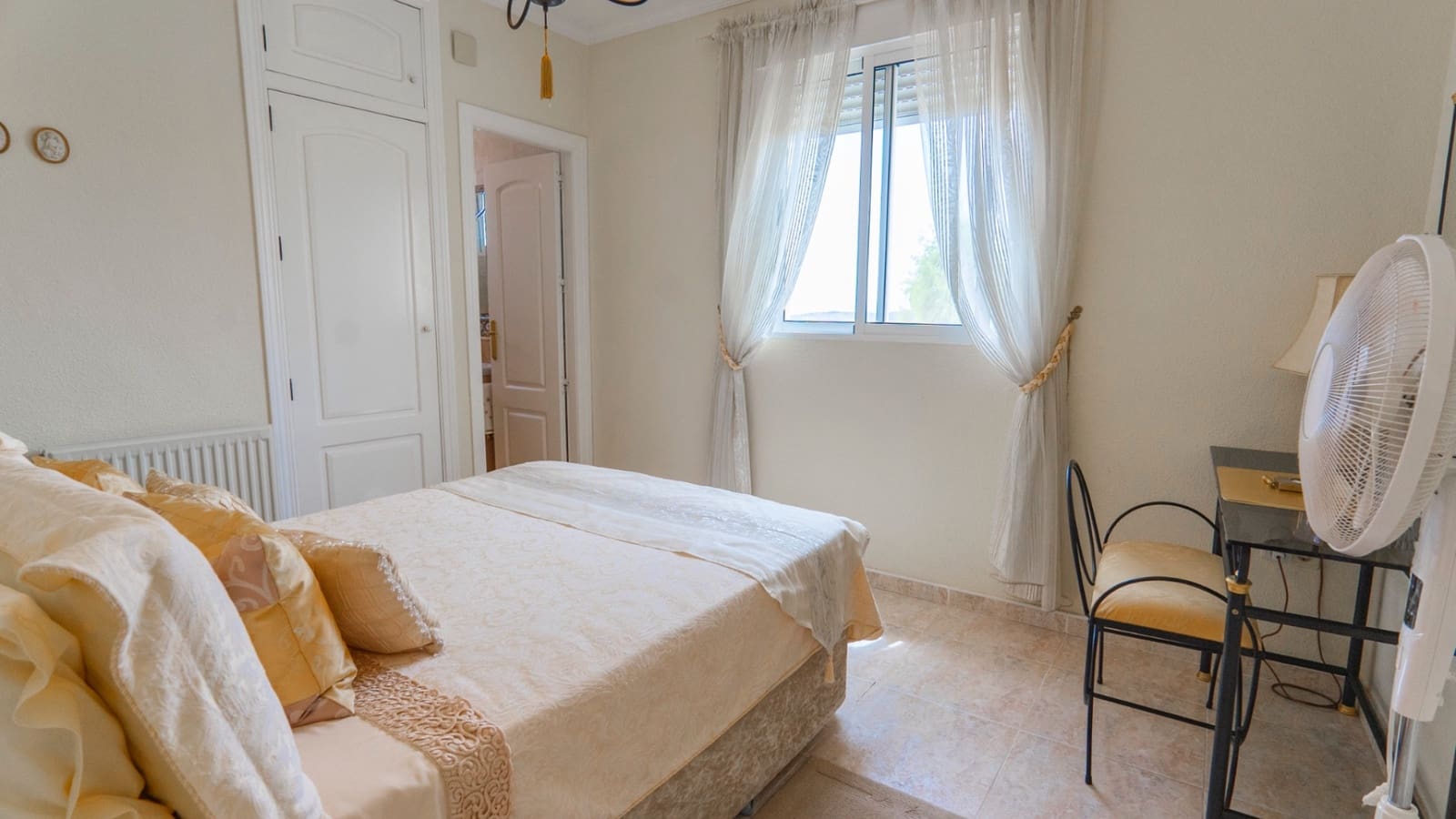 5 bedroom Villa for sale in Ciudad Quesada with pool - € 350,000 (Ref: 9131735)