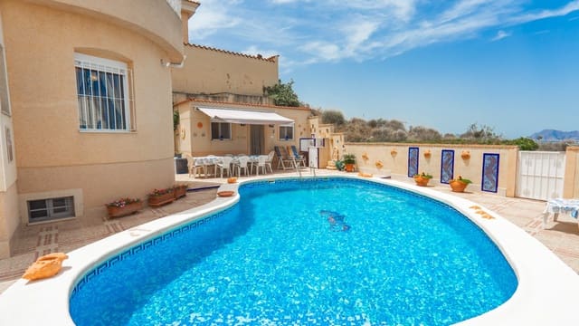 5 bedroom Villa for sale in Ciudad Quesada, Rojales with pool - € 350,000 (Ref: 9131735)
