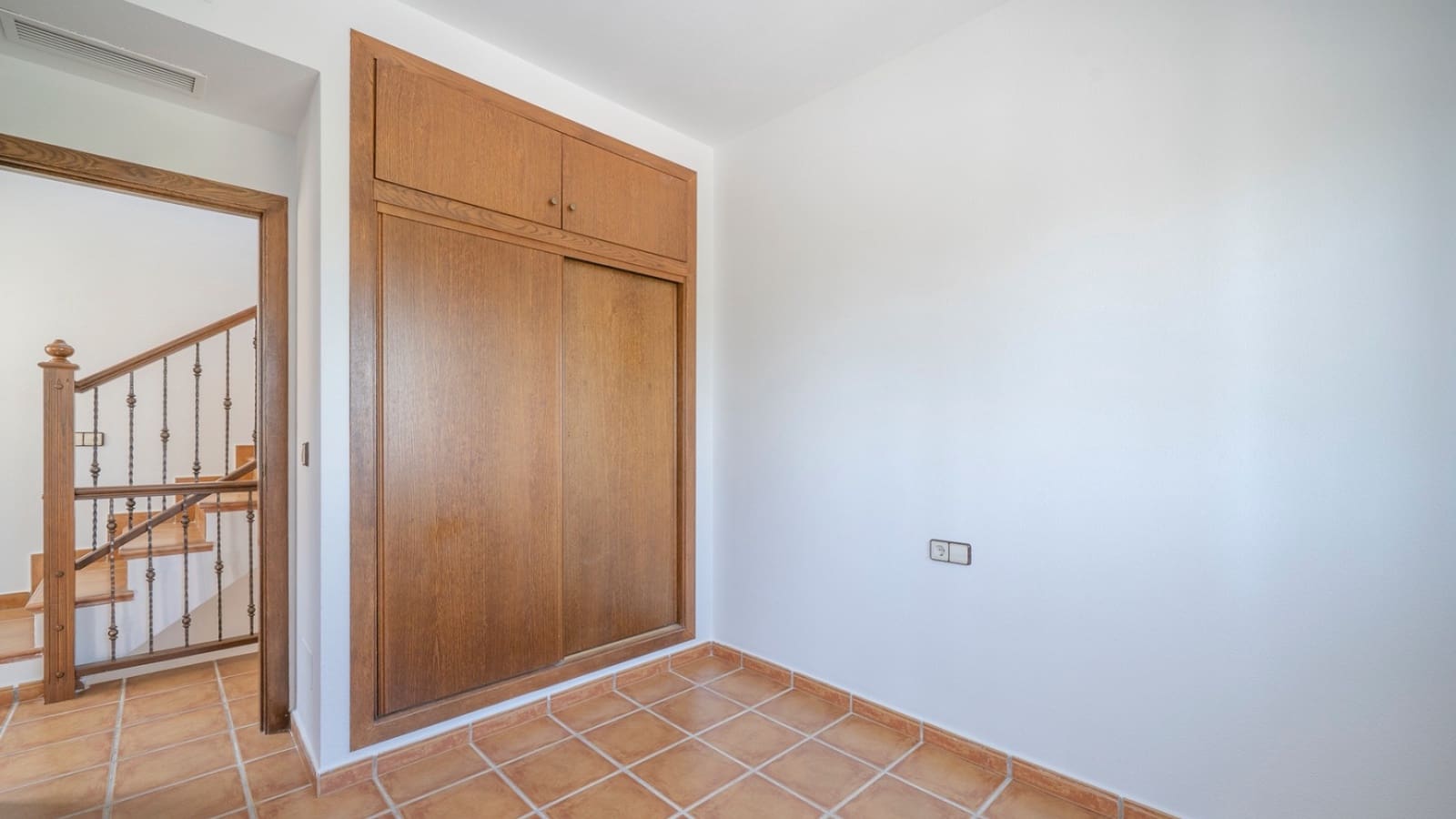 3 slaapkamer Halfvrijstaande villa te koop in Algorfa met zwembad - € 230.000 (Ref: 9133138)