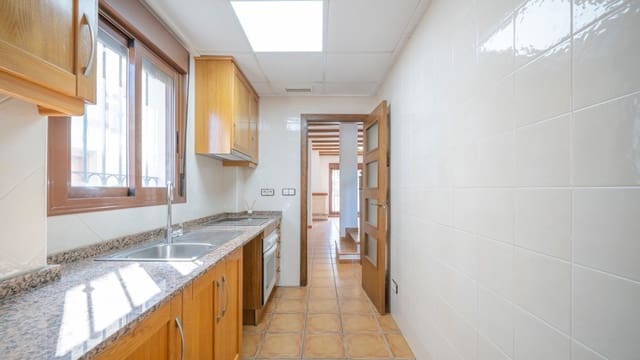 3 bedroom Semi-detached Villa for sale in Algorfa with pool - € 230,000 (Ref: 9133138)