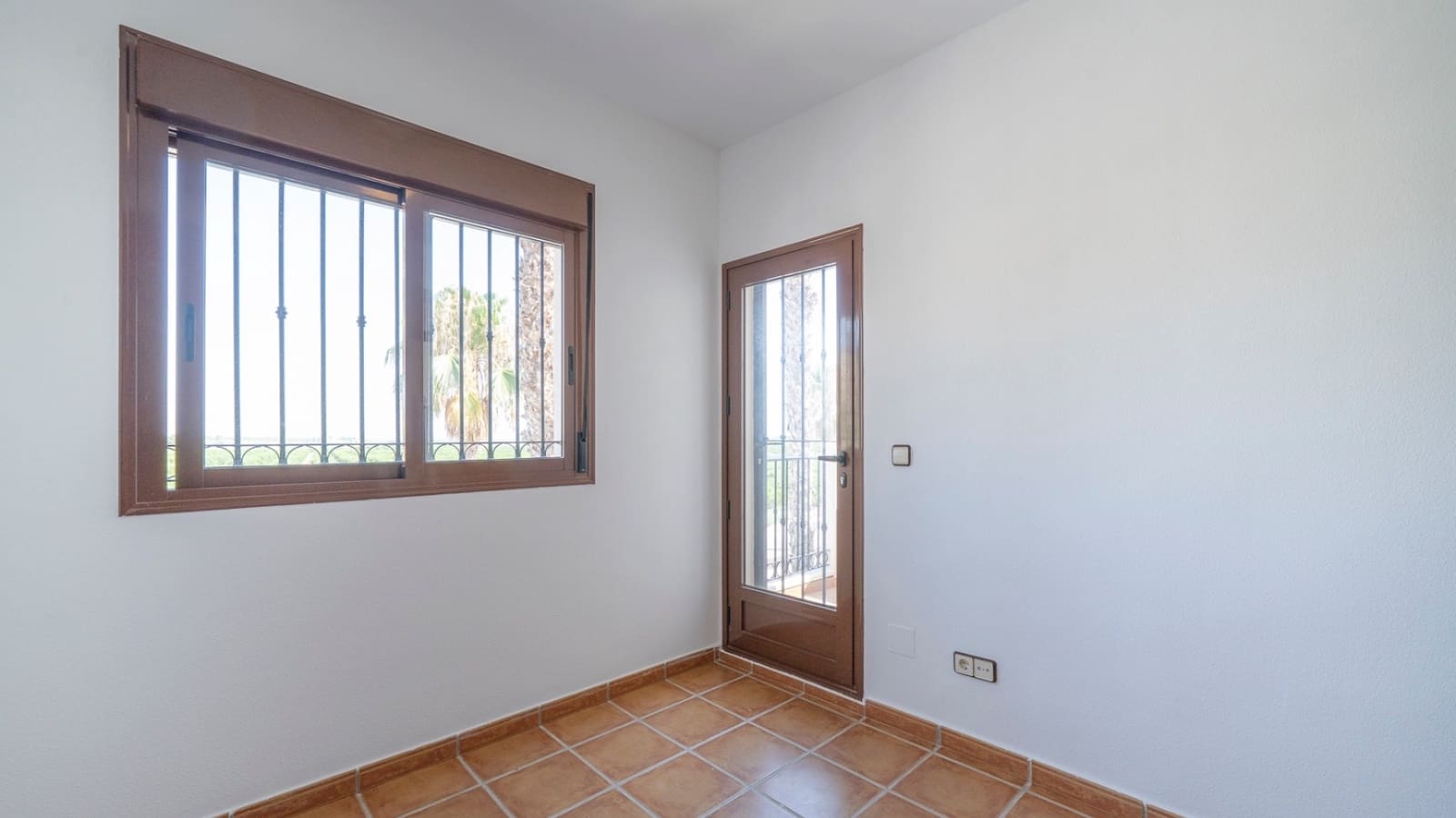 3 slaapkamer Halfvrijstaande villa te koop in Algorfa met zwembad - € 230.000 (Ref: 9133138)