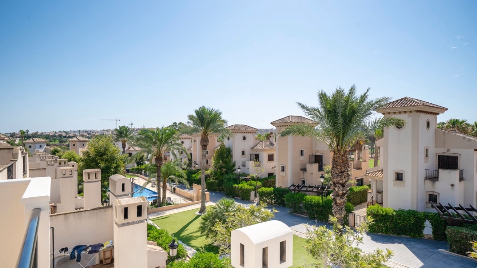 3 slaapkamer Halfvrijstaande villa te koop in Algorfa met zwembad - € 230.000 (Ref: 9133138)