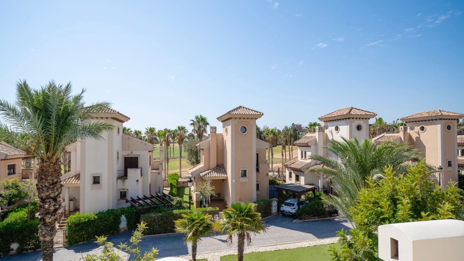 3 slaapkamer Halfvrijstaande villa te koop in Algorfa met zwembad - € 230.000 (Ref: 9133138)